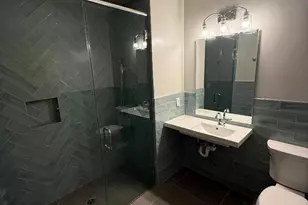 70 W Grand, Elizabeth, NJ 07202 - Photo 2