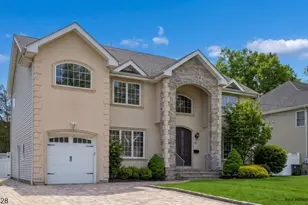 49 Hall Dr, Clark Township, NJ 07066 - Photo 2