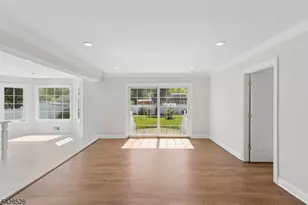 49 Hall Dr, Clark Township, NJ 07066 - Photo 14
