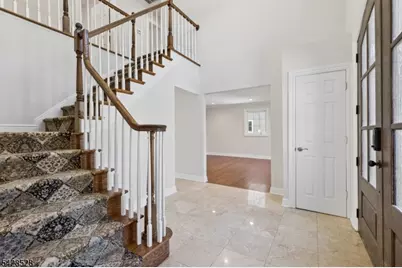 49 Hall Dr, Clark Township, NJ 07066 - Photo 4