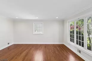 49 Hall Dr, Clark Township, NJ 07066 - Photo 6