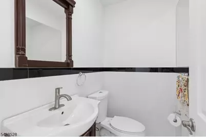 49 Hall Dr, Clark Township, NJ 07066 - Photo 18