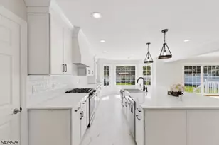 49 Hall Dr, Clark Township, NJ 07066 - Photo 16