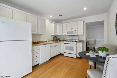 6 Dorchester Drive, Bernards Township, NJ 07920 - Photo 10