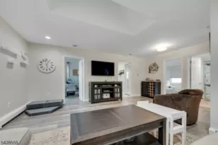 31 Roome St, Lincoln Park, NJ 07035 - Photo 6