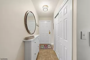 36 Countryside Dr, Bernards Township, NJ 07920 - Photo 2
