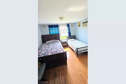 7 Barnard Pl, North Arlington, NJ 07031 - Photo 18