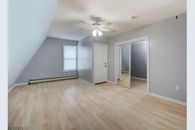 564 Sanford Ave, Newark, NJ 07106 - Photo 22