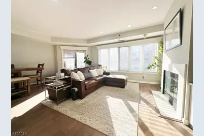 406 Jefferson Court #PH6, Edgewater, NJ 07020 - Photo 12