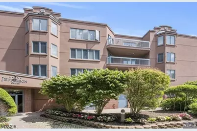 406 Jefferson Court #PH6, Edgewater, NJ 07020 - Photo 18