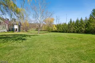 89 Mosle Rd, Peapack Gladstone Boro, NJ 07931 - Photo 26