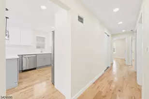 271 Schley St, Newark, NJ 07112 - Photo 12