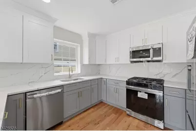 271 Schley St, Newark, NJ 07112 - Photo 28