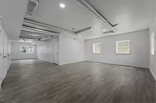 271 Schley St, Newark, NJ 07112 - Photo 40