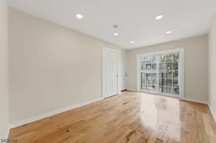 271 Schley St, Newark, NJ 07112 - Photo 4
