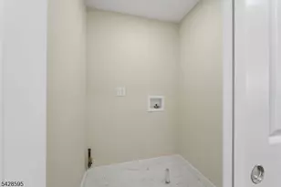 271 Schley St, Newark, NJ 07112 - Photo 18