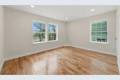 271 Schley St, Newark, NJ 07112 - Photo 16