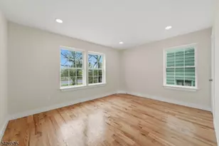 271 Schley St, Newark, NJ 07112 - Photo 16