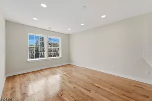 271 Schley St, Newark, NJ 07112 - Photo 24