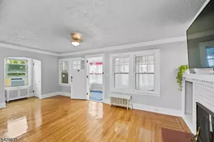 257 Brighton Ave, East Orange, NJ 07017 - Photo 4