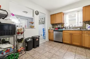 1129 E Henry St, Linden, NJ 07036 - Photo 6
