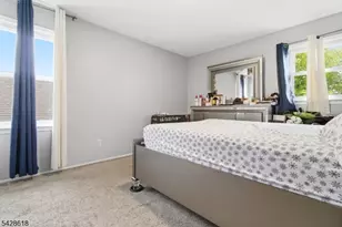 1129 E Henry St, Linden, NJ 07036 - Photo 30