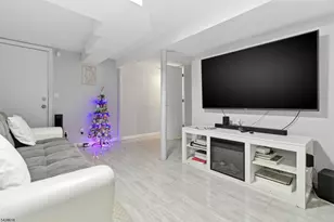 1129 E Henry St, Linden, NJ 07036 - Photo 38