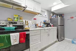 1129 E Henry St, Linden, NJ 07036 - Photo 24