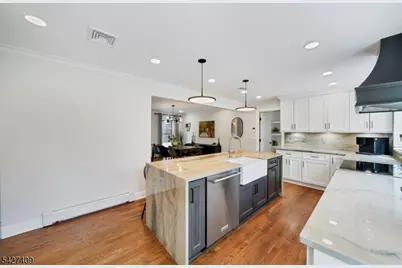 5 Fieldstone Dr, Washington Township, NJ 07853 - Photo 8
