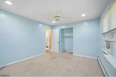 75 W Oakland Ave, Oakland, NJ 07436 - Photo 18