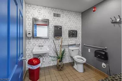 582 Franklin Ave, Nutley, NJ 07110 - Photo 14