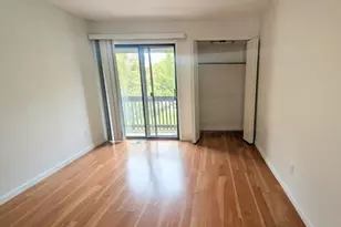516 Westgate Dr, Edison, NJ 08820 - Photo 16
