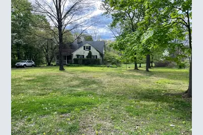 317 S Finley Ave, Bernards Township, NJ 07920 - Photo 2