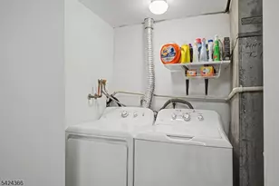 20 Crestmont Rd, Bedminster Township, NJ 07921 - Photo 22