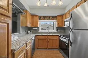 20 Crestmont Rd, Bedminster Township, NJ 07921 - Photo 10
