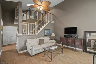 20 Crestmont Rd, Bedminster Township, NJ 07921 - Photo 4