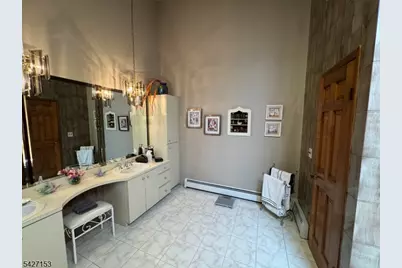 468 Lackawanna Ave, Woodland Park, NJ 07424 - Photo 14