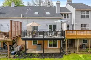 8 Delaware Ln, Branchburg Township, NJ 08876 - Photo 4