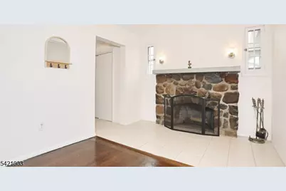 26 Mohawk Ave, Parsippany, NJ 07034 - Photo 4