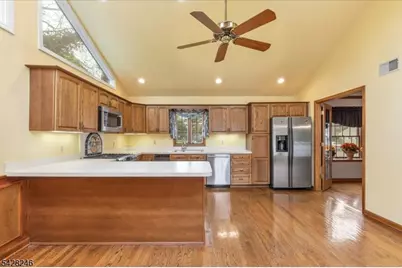 27 Fraley Dr, Franklin Township, NJ 08873 - Photo 16