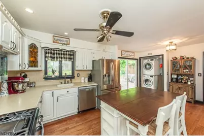 6 Ward Ave, Butler, NJ 07405 - Photo 6