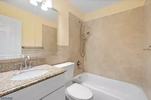 260 Wildflower Ln, Hillsborough Township, NJ 08844 - Photo 16