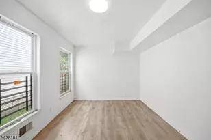 24 Johnson Ave, Newark, NJ 07108 - Photo 16