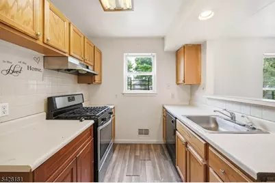 24 Johnson Ave, Newark, NJ 07108 - Photo 12