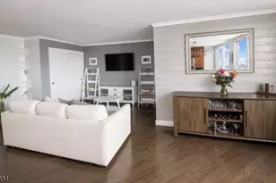 100 Manhattan Ave, Union City, NJ 07087 - Photo 6