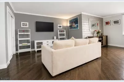 100 Manhattan Ave #1612, Union City, NJ 07087 - Photo 8