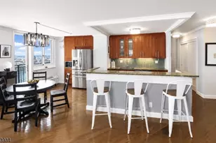 100 Manhattan Ave, Union City, NJ 07087 - Photo 4