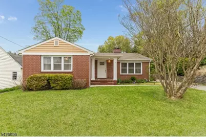 9 Broad St, Stockton, NJ 08559 - Photo 1