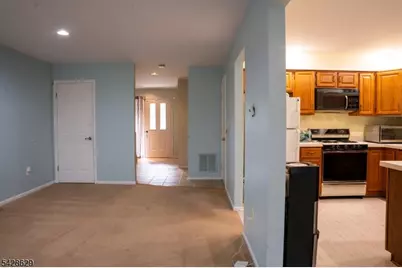 5 Elm Ter, Raritan Township, NJ 08822 - Photo 8