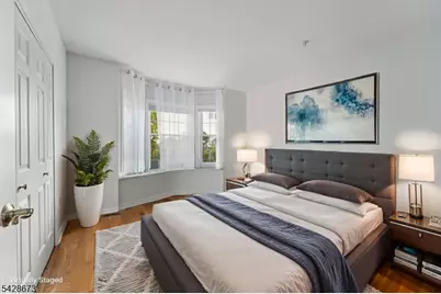 129 The Promenade, Edgewater, NJ 07020 - Photo 6